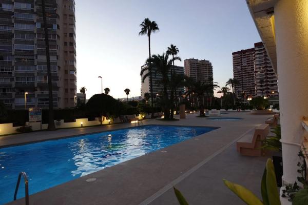 Local en calle Ponent, 1