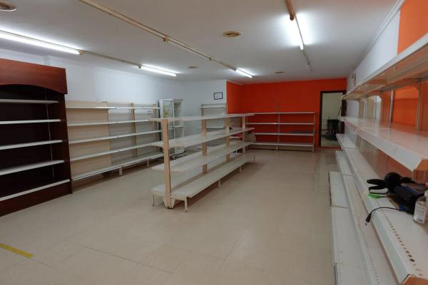 Local en calle Ponent, 1