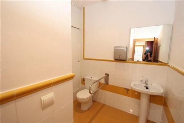 Local en calle Benidorm