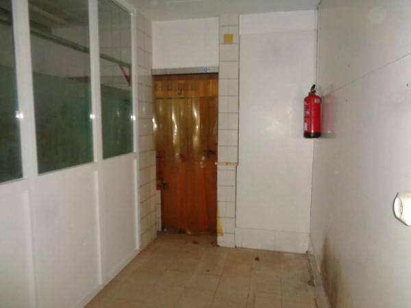 Local o nave en calle Portalet