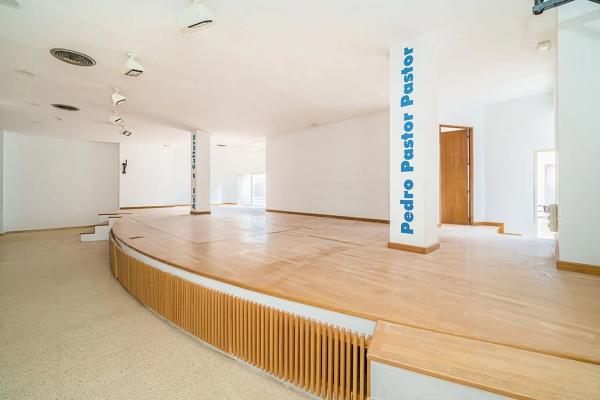 Local o nave en avenida de Ifach