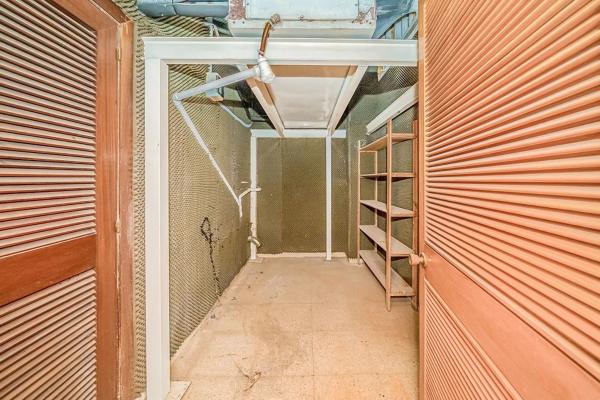 Local o nave en avenida de Ifach