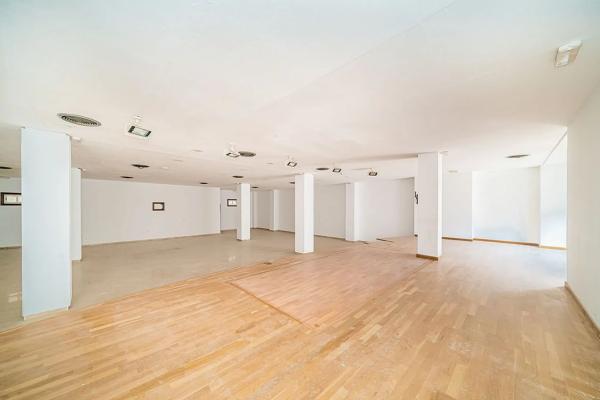 Local o nave en avenida de Ifach