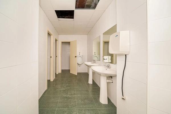 Local o nave en avenida de Ifach