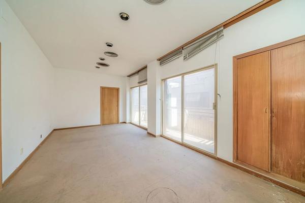 Local o nave en avenida de Ifach