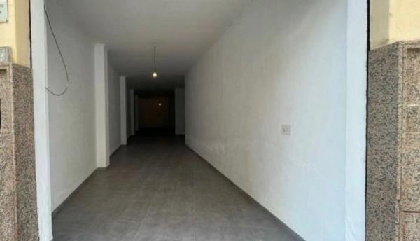 Local en Manzanera-Tosal