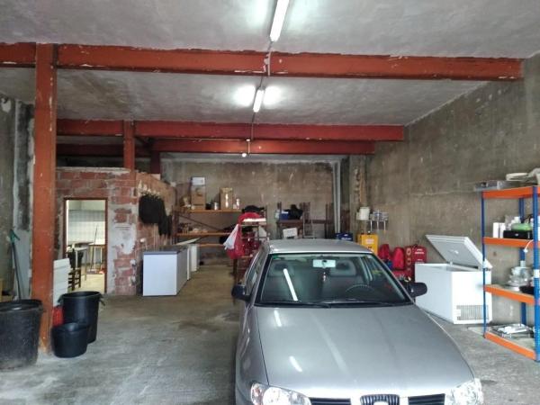 Local en avenida Diputación