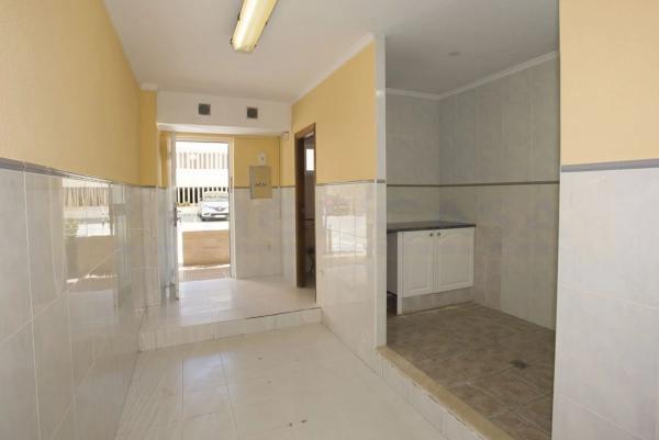 Local en calle Ponent, 1