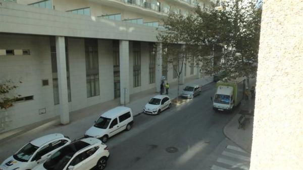 Local en avenida de Valencia-Calle Delfin s/n