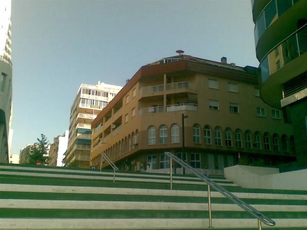 Local en avenida de Valencia-Calle Delfin s/n