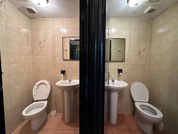 Local en calle de la Pau, 1