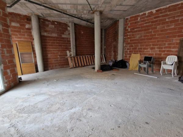 Local en plaza de las Flores, 7