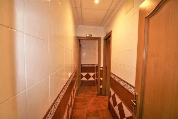 Local en avenida Diputación