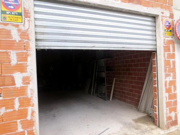 Local en calle Benissa