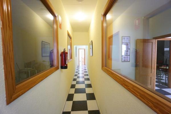 Local en calle Benissa, 1