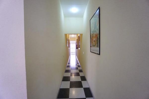 Local en calle Benissa, 1