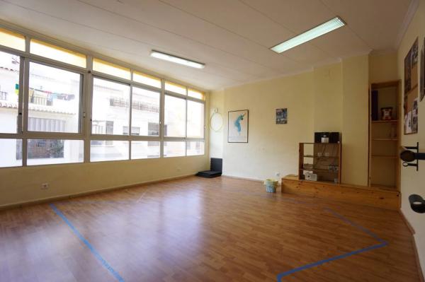 Local en calle Benissa, 1