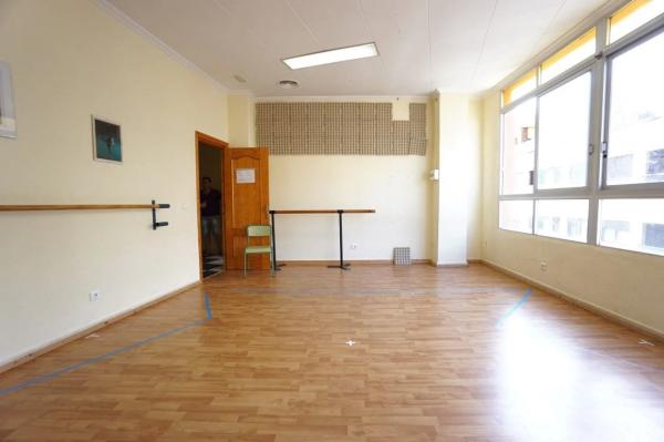 Local en calle Benissa, 1