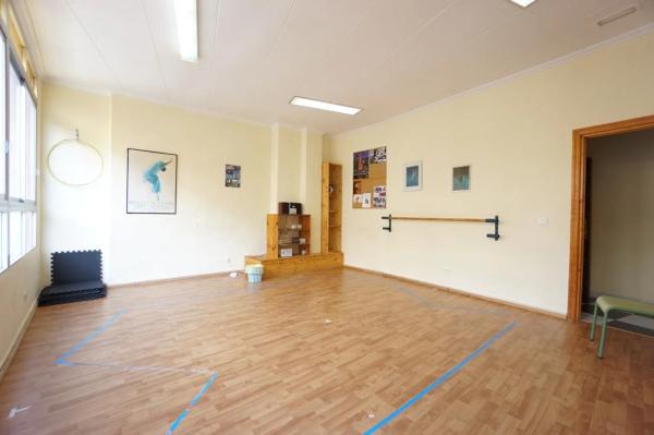 Local en calle Benissa, 1