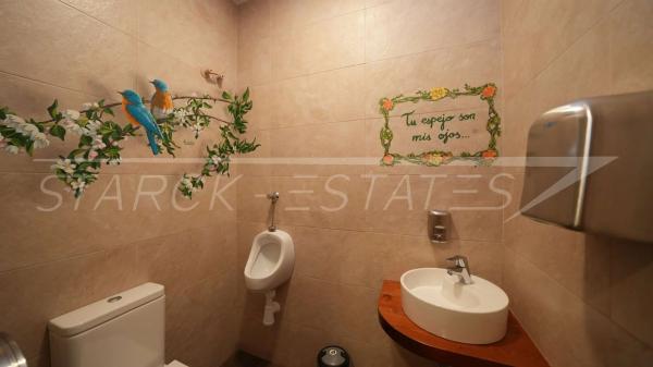 Local en Barrio Les Bovetes-La Felicidad