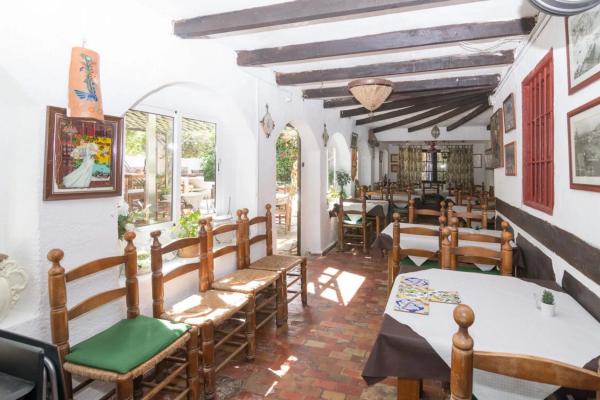 Local en Barrio El Palmar-Los Molinos