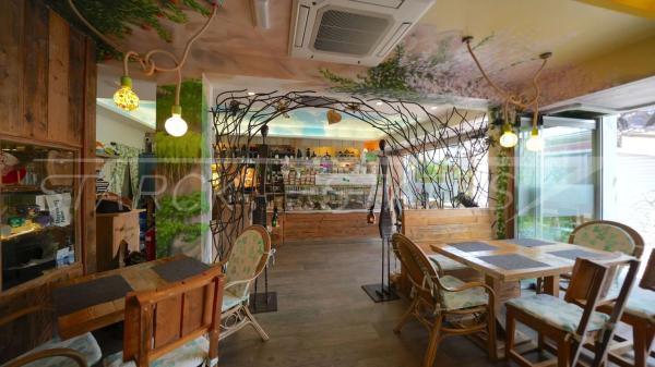 Local en Barrio Les Bovetes-La Felicidad