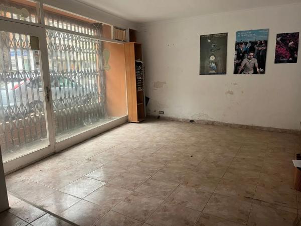 Local en paseo del Saladar, 118