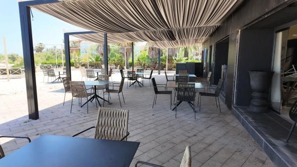 Local en calle Riu Alcorà, 14