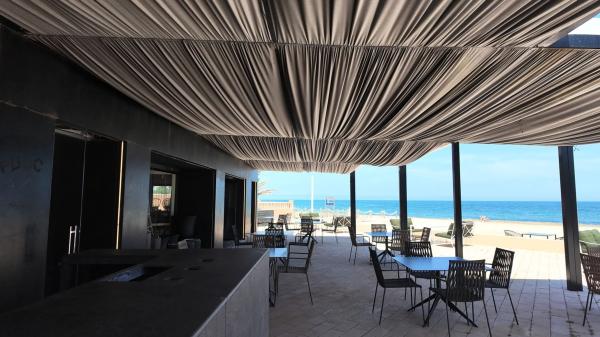 Local en calle Riu Alcorà, 14