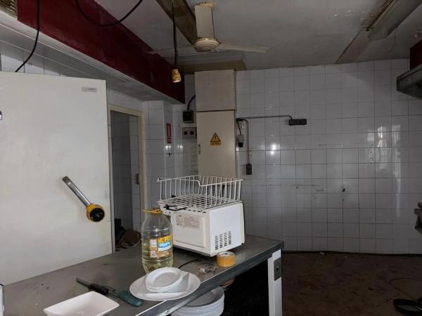 Local en carretera de les Marines