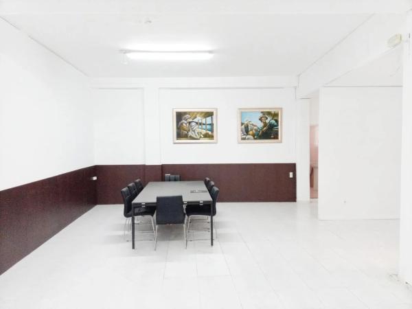 Local en Centro Urbano