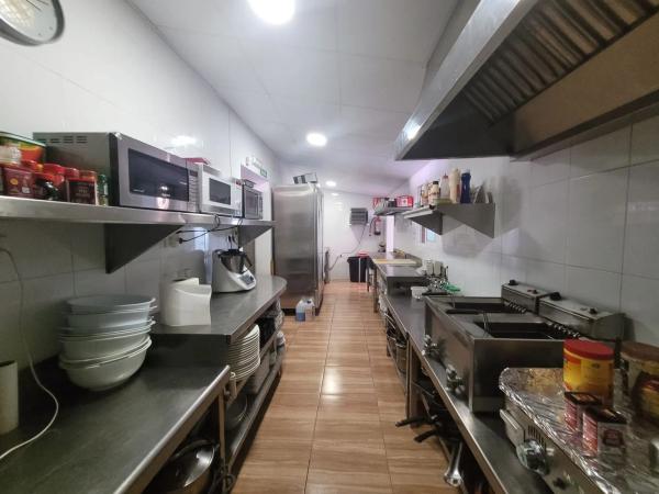 Local en carretera de les Marines a Dénia, 53