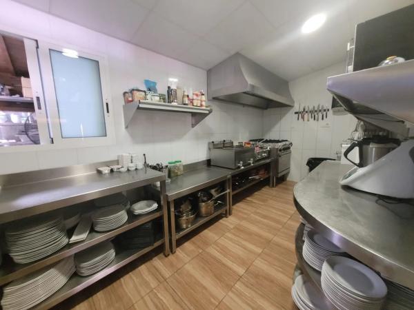 Local en carretera de les Marines a Dénia, 53