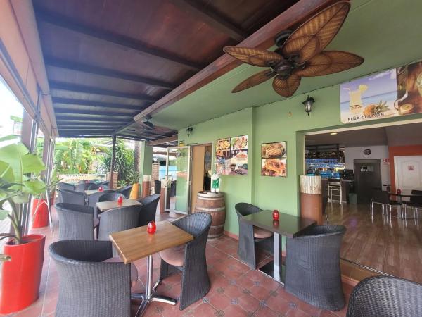 Local en carretera de les Marines a Dénia, 53