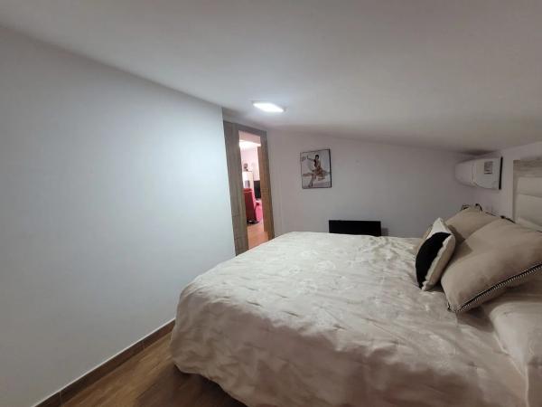 Local en carretera de les Marines a Dénia, 53