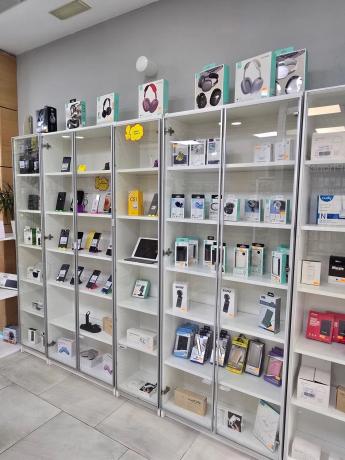 Local en paseo del Saladar, 1