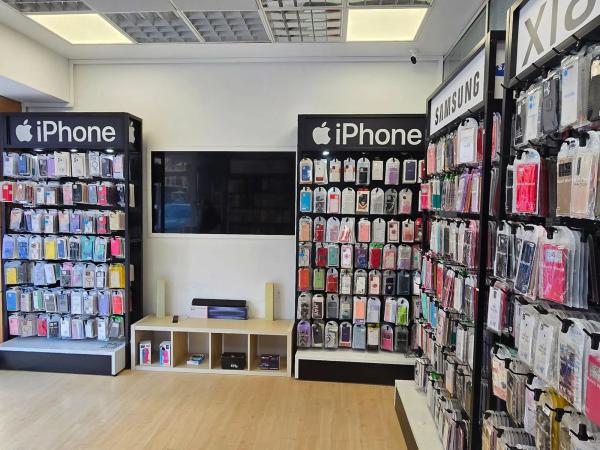 Local en paseo del Saladar, 1