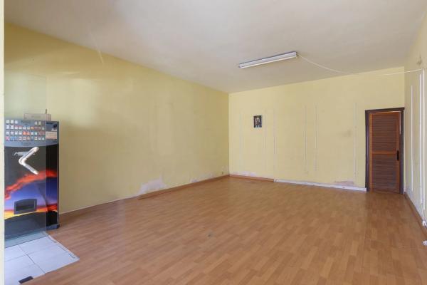 Local en carretera de les Marines a Dénia