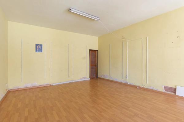 Local en carretera de les Marines a Dénia