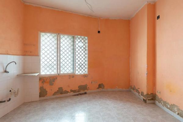 Local en carretera de les Marines a Dénia