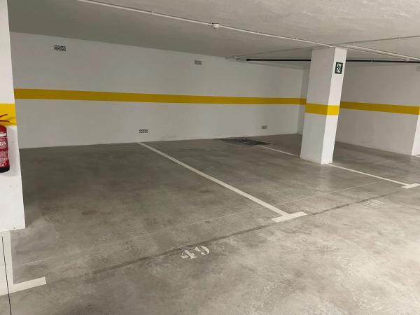 Local en calle Túria, 9