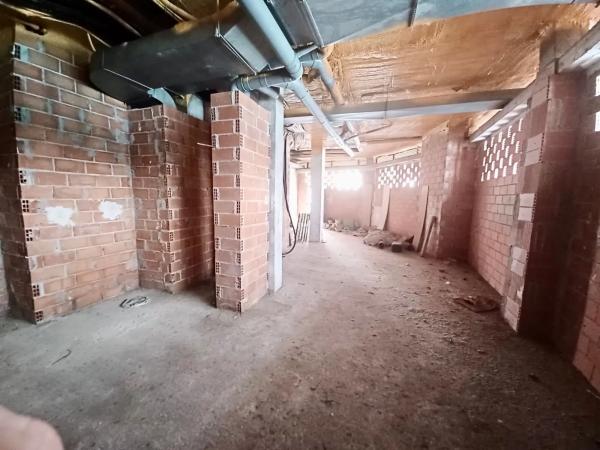 Local en calle de Juan Botella