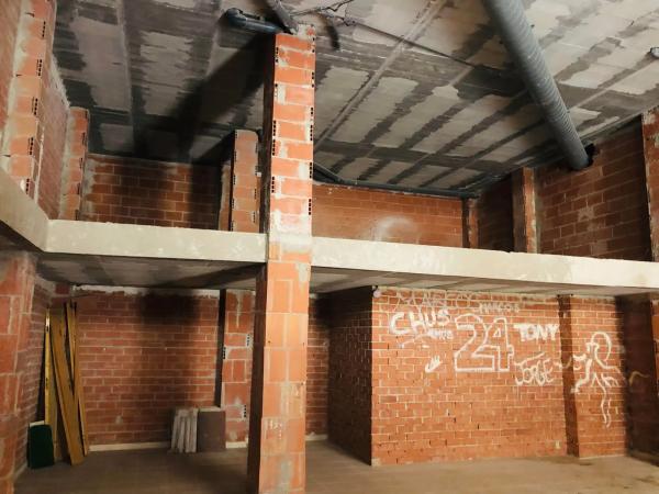 Local en paseo del Saladar, 103