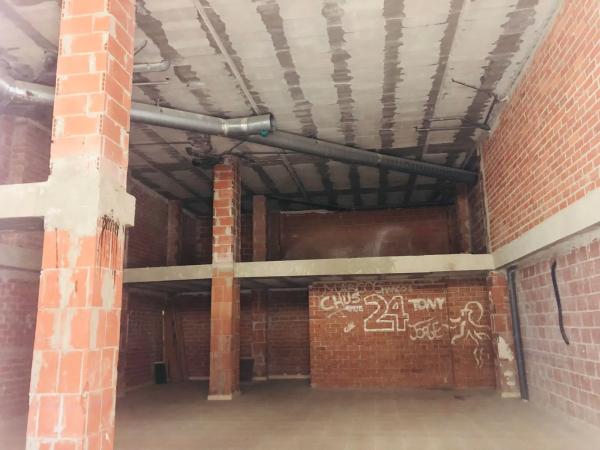 Local en paseo del Saladar, 103