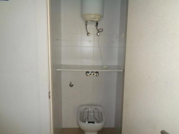 Local o nave en avenida Oeste