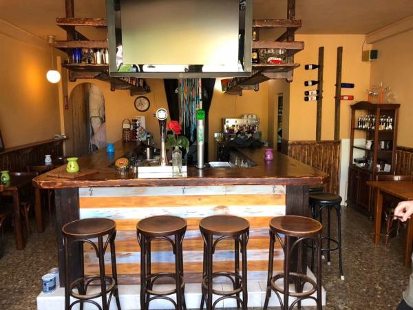 Local en Barrio Les Bassetes-El Marjal