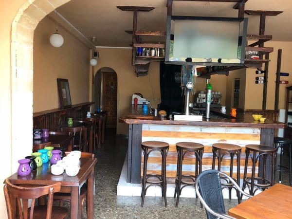 Local en Barrio Les Bassetes-El Marjal