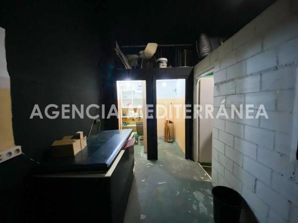 Local en calle Mestre Serrano