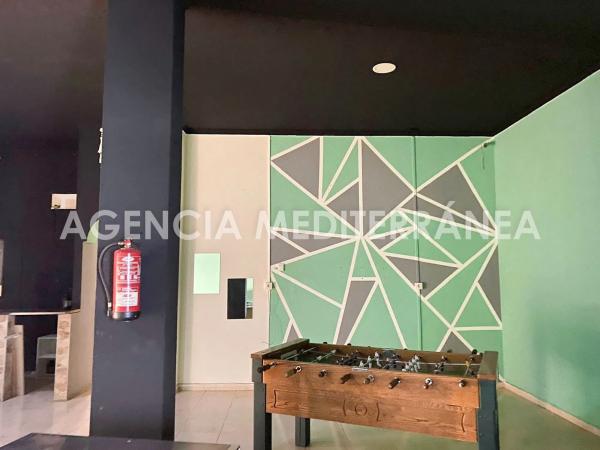 Local en calle Mestre Serrano