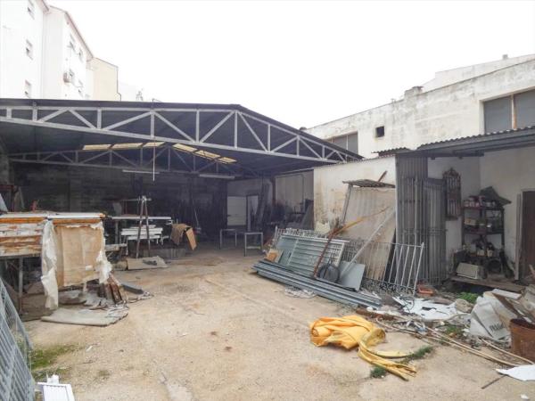 Nave en Centro Urbano